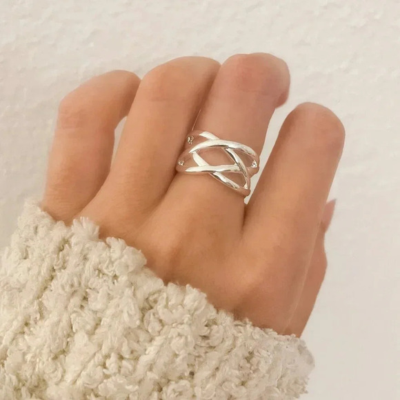 925 Sterling Silver Chunky Ring Criss Cross Ring Band Minimalist Ring Band - Picture 2 of 10